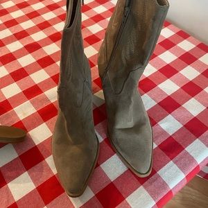 Womens cowboy boots